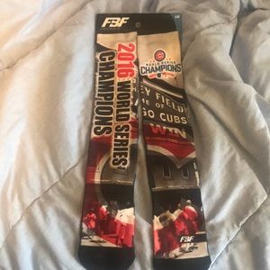 Chicago Cubs men’s socks.